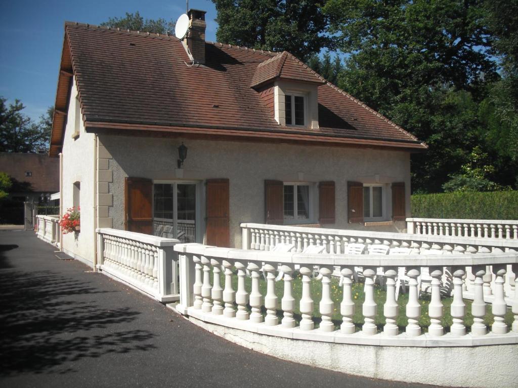Les Chambres Du Lac Forges-les-Eaux Exterior foto